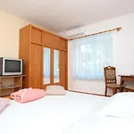 Double Room Split 17766a